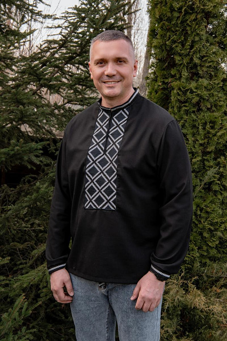 Вишиванка чоловіча лляна, чорна, з довгим рукавом, топ 62 Київ - фото 1