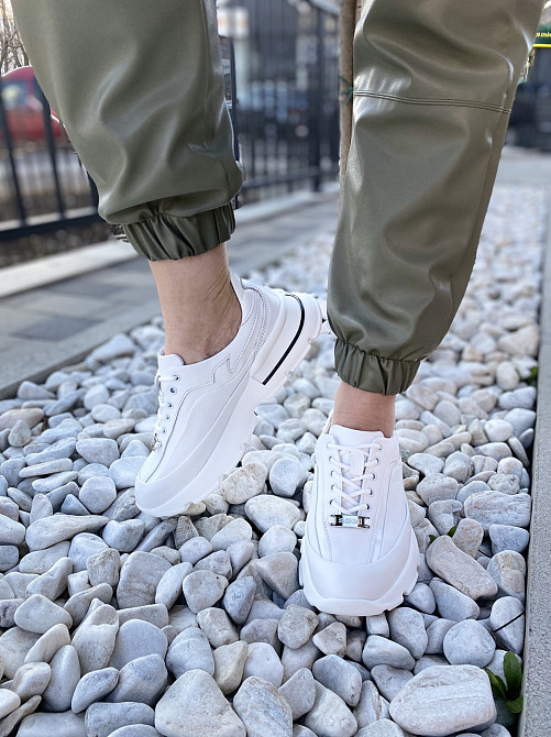 Camellia Кросівки жіночі CAMELLIA M7 білі (весна-осінь, шкіра натуральна) (4386) лише 39р.40р. Коломыя - изображение 8