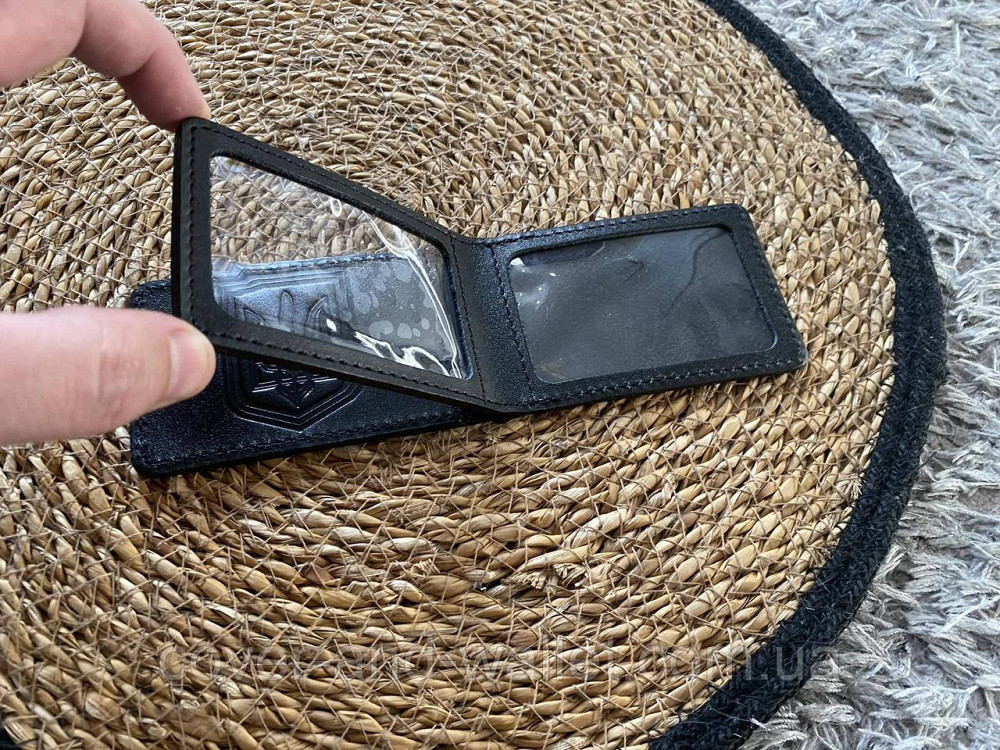 Шкіряна обкладинка для ID-паспорта та авто документів з гербом України на три відділення P-Leather Київ - фото 5