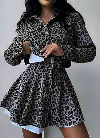 Женский стильный костюм двойка: пиджак и юбка микровельвет. Серый, 46/48 Одесса