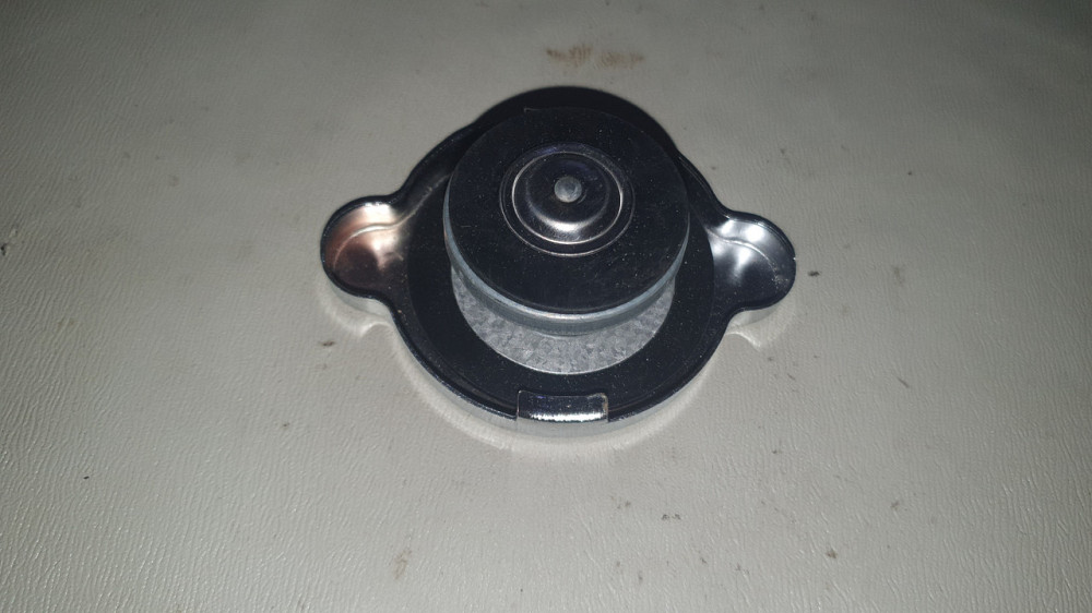 Крышка радиатора (большая) Богдан, ISUZU. Харьков - изображение 2