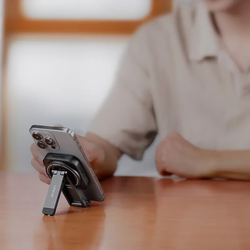 Тримач телефона Ulanzi MA60 Foldable Magnetic Phone Tripod (Silver) Одеса - фото 10