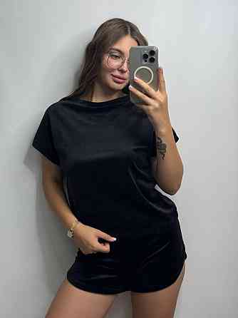 Пижама женская футболка + шорты из плюшевого велюра Черный M Харьков