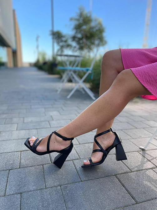 LIRIO Босоніжки жіночі літні стильні на підборах чорні з натуральної шкіри стильні LIRIO L0195 Коломыя - изображение 1