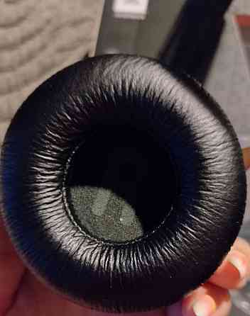 Наушники: JBL Tune 560BT. Харків