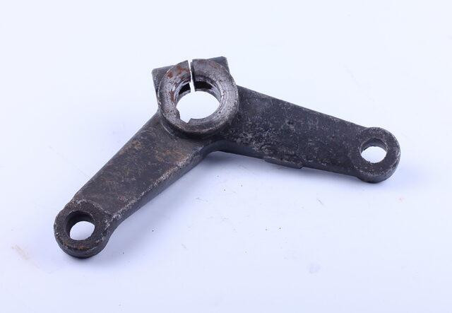 Важіль поворотний лівий Хинтай 180/220 Мукачево - фото 1