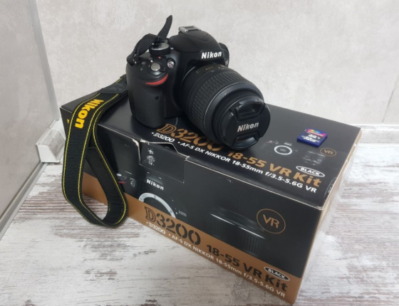 Фотоапарат Дзеркальний: Nikon D3200 Як новий! Харків