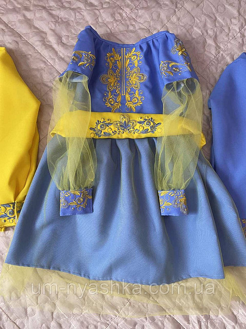 Дитяча вишита сукня вишиванка 