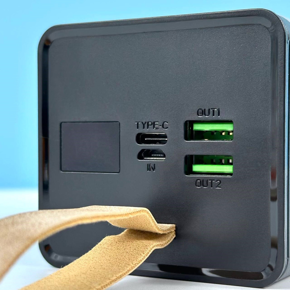 Павербанк 50000 mAh WUW Y55 TUGII-Y55 PD 22.5W швидка зарядка цифровий дисплей ліхтарик power bank повербанк Одеса - фото 4