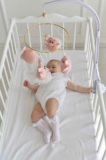 Дитячий мобіль на ліжечко для немовлят WoollyFox "Веселі свинки" Київ - фото 9