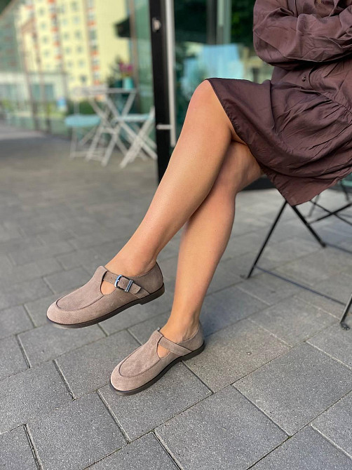 Vanessa Стильні замшеві лофери жіночі з ремінцем T-304-05 капучино весна-осінь р. 36-40 / Лофер Коломия - фото 4