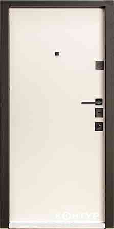 Двері квартирні, серія ТИП 13.0  модель 300/0 темний хакі/супермат білий Київ