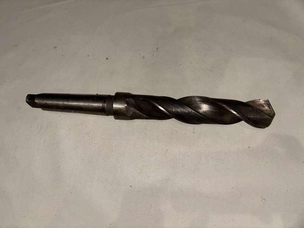 Сверло с коническим хвостовиком 40.5 мм. Р6М5. СССР. Харьков - изображение 1