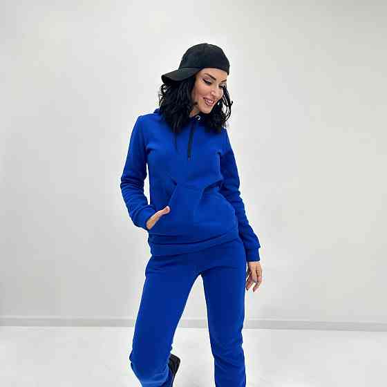 Женский спортивный костюм на флисе 