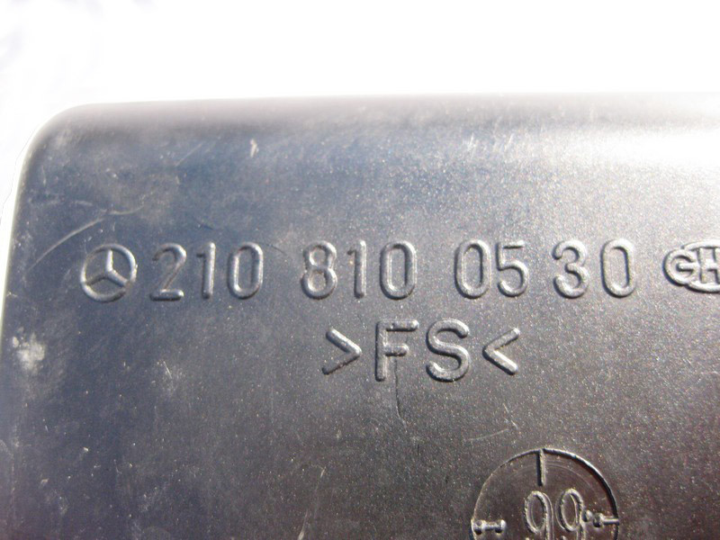 Mercedes-Benz  A2108100530 Вставка - чашка передньої попільнички центральної консолі E-Class W210 Одесса - изображение 3