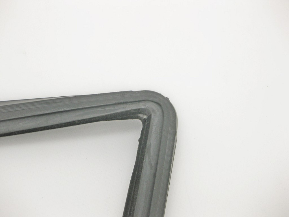 Mercedes-Benz  A2037250225 Ущільнювач опускного скла передніх правих дверей C-Class W203 Одеса - фото 6