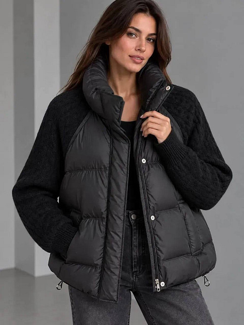 Куртка жіноча YZY 30790 пуховик oversize з в’язаними рукавами демісезонна one size, чорний, one size Київ - фото 9