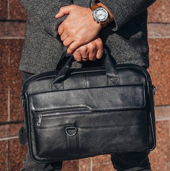 Кожаный мужской портфель для документов и ноутбука 39x28x8, сумка папка деловая MK39848 черная Каменское - изображение 11