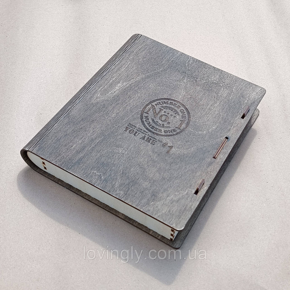 Коробка в виде книги 