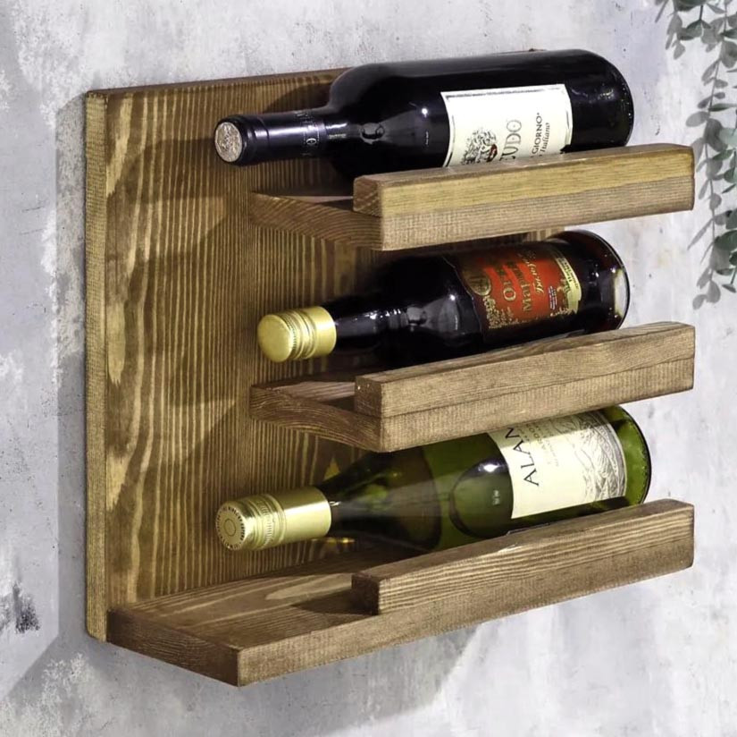 Настенная винная полка 