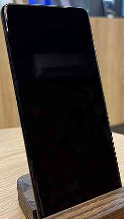 Смартфон: Samsung S20+5G 12/128Gb. Киев
