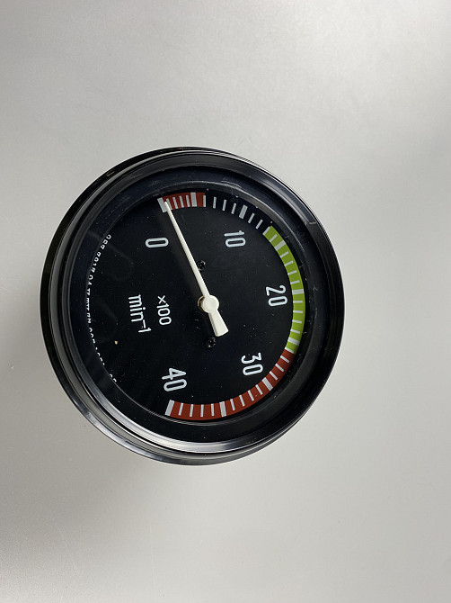 Тахометр електронний КамАЗ МАЗ УРАЛ для контролю обертів двигуна 24V Мукачево - фото 3