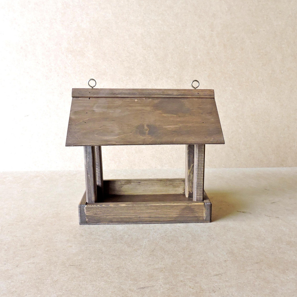 Кормушка садовая для птиц 