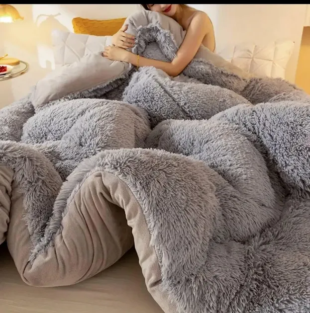 Постельное белье зимнее Верх мех, внутренняя часть хлопок Серый Евро 200х220 см Киев - изображение 7