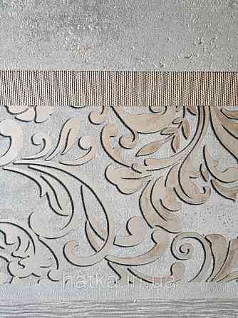 Шпалери вінілові на флізелін Marburg City glam 32305 метрові вензелі завитки золотом на сірому під штукатурку Київ