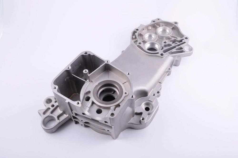 Картер скутер 4 Т Китай 50 (139QMB) (лівий) (10 колесо) Мукачево - фото 1