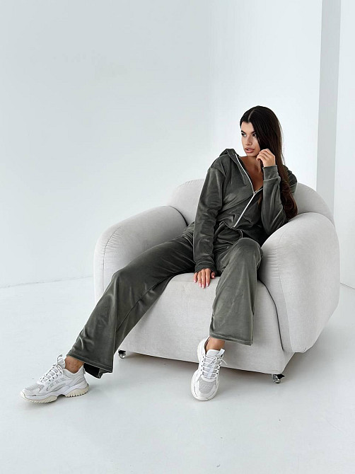 Женский велюровый спортивный костюм Хаки XS/S Харьков - изображение 2