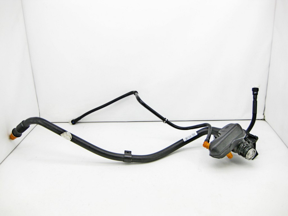 Mercedes-Benz  A2924700000 Заливна горловина бензобака GLE Coupe C292 Одесса - изображение 1