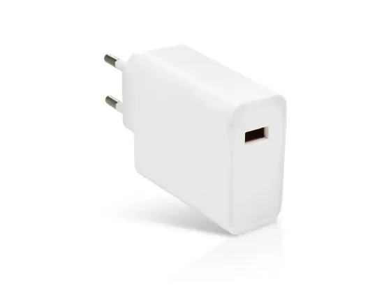 Зарядний пристрій 33-2 220В USBx1 2,4А QC3.0 – швидка та надійна зарядка для смартфонів, планшетів і гаджетів Одеса