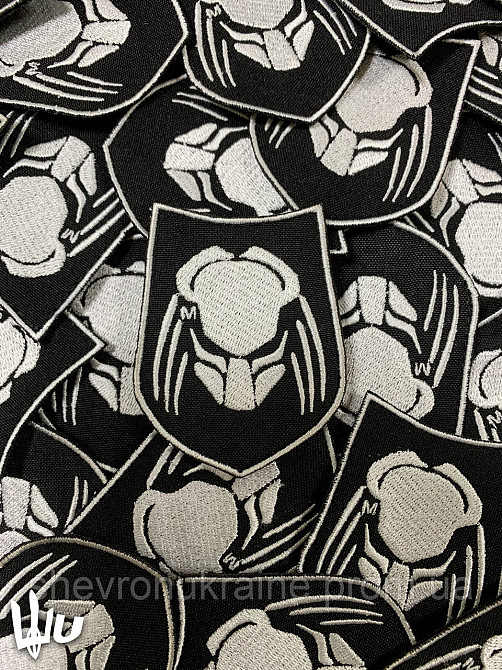 Шеврон ХИЩНИК (Форма щит. На липучке) Размер 8x7.5см Киев - изображение 5