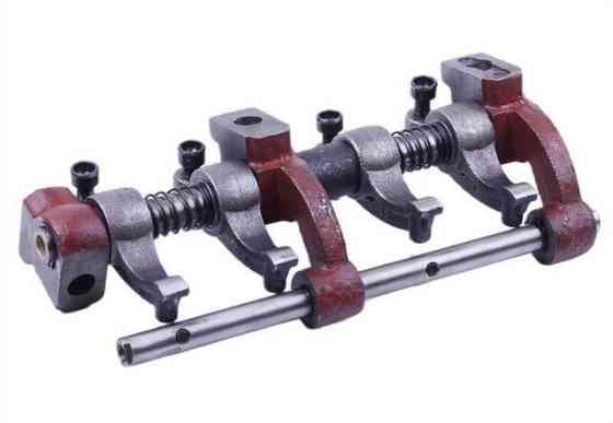 Вісь коромида в зборі двигателя TY295 мінітрактор Хинтай 220/224 Мукачево