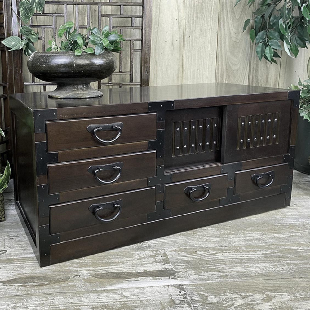 Комод тансу 