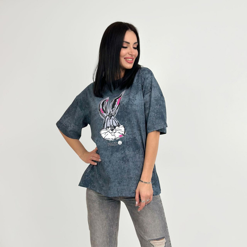 Летняя женская футболка 