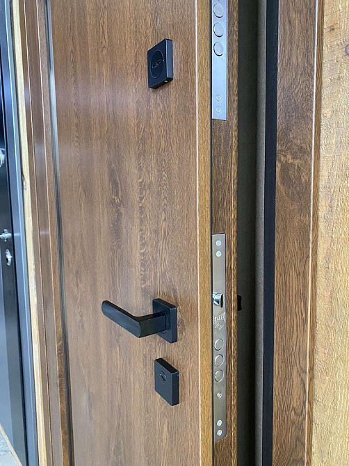 Двері вуличні  Redfort, модель Крона , комплектація Еталон (2 контура) 1200 Київ - фото 4