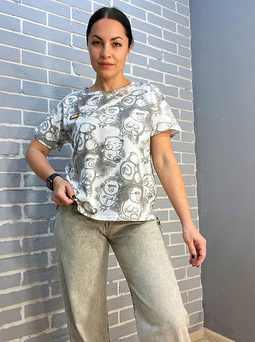 Футболка женская JIANMEI 076 рисунок мишки свободного кроя one size белая, белый, one size Киев - изображение 1