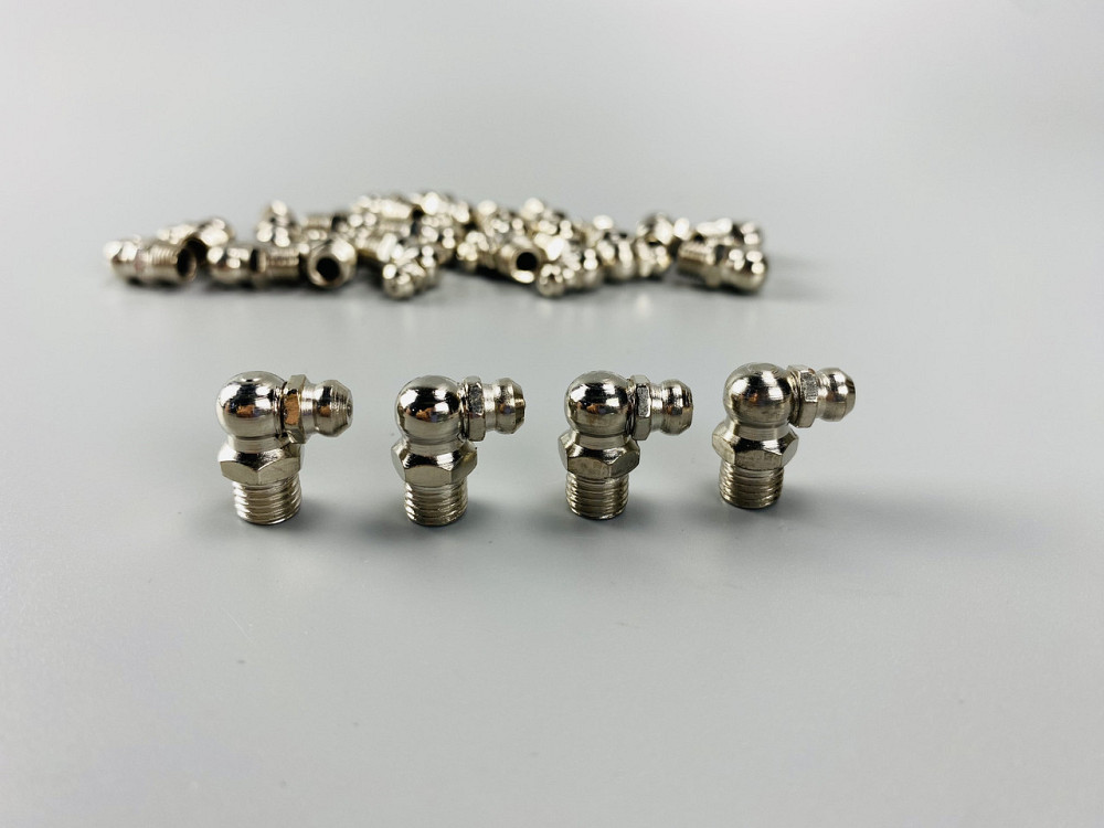 Маслянка М8x1 кутова 900 Мукачево - фото 1