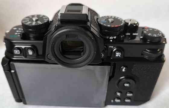 Фотоаппарат: NIKON Zf kit 24-70mm. Харьков