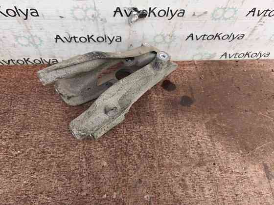 Кронштейн (опора) двигуна задній VW T5 T6 2.0 tdi 2003-2019 (7E0199370L) Ковель