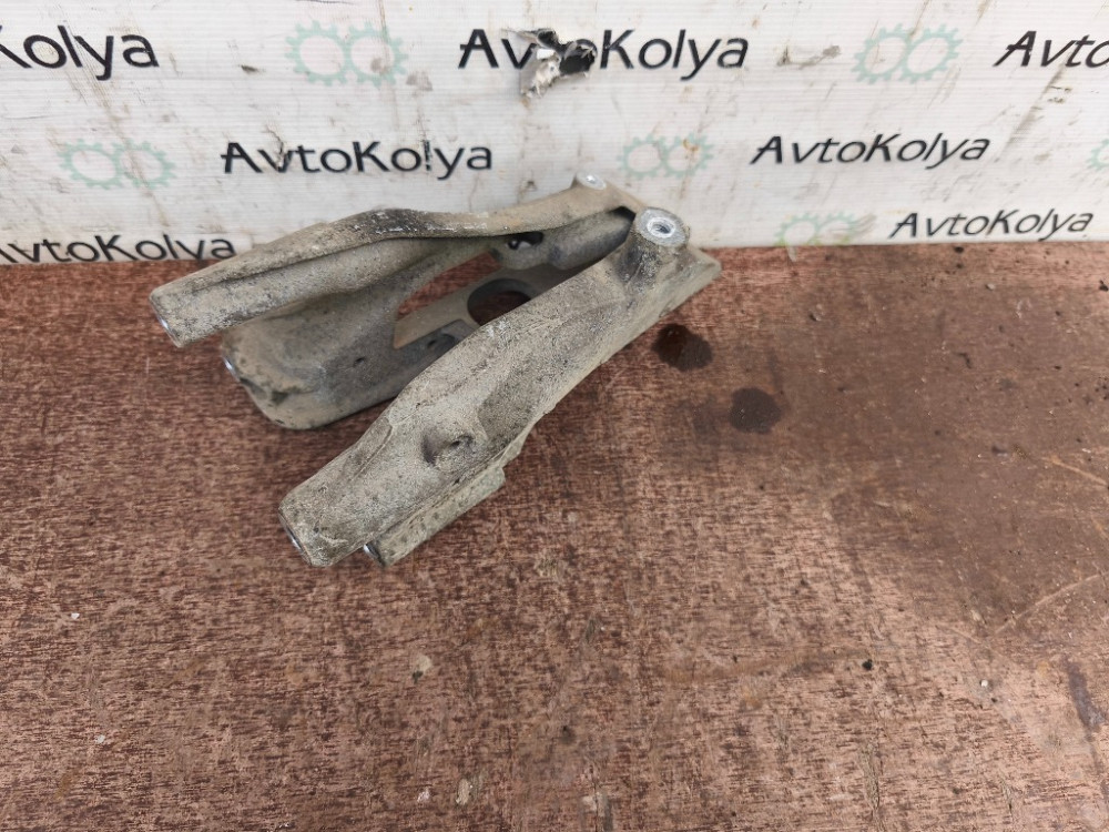 Кронштейн (опора) двигуна задній VW T5 T6 2.0 tdi 2003-2019 (7E0199370L) Ковель - изображение 1