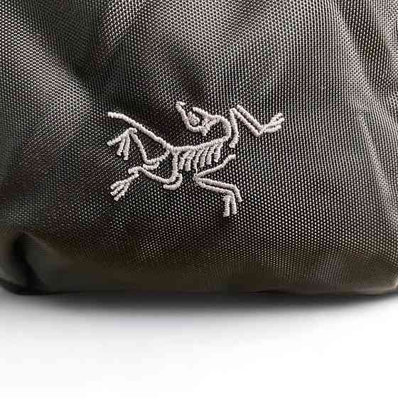 Сумка через плече Arcteryx Maka 1 25818 чорний Запоріжжя