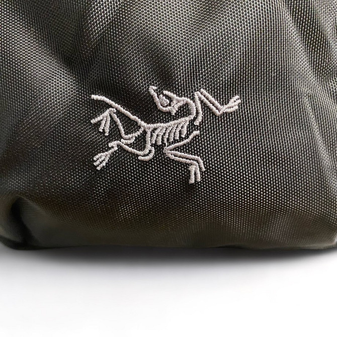 Сумка через плечо Arcteryx Maka 1 25818 черный Запорожье - изображение 3