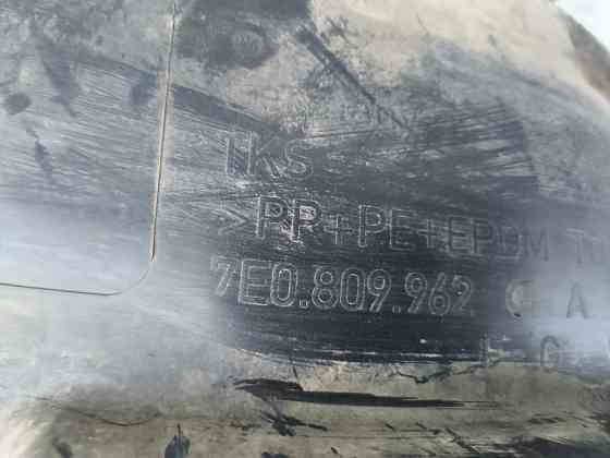 Підкрилок передній правий VW T5 2010-2015 (7E0809962A) Ковель