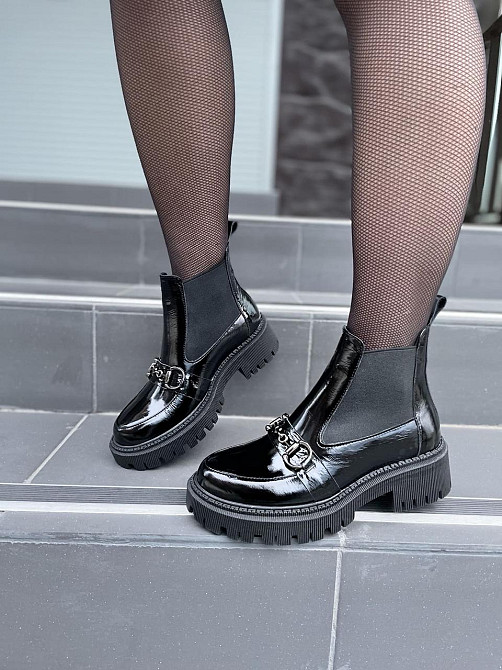 SOTHBY'S Жіночі черевики Sothby 's чорні шкіра лакована розмір 36-39 (M-1075) Коломия - фото 7