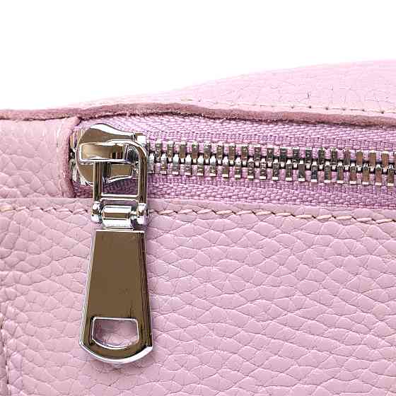 Кожаная практичная женская бананка Shvigel 16376 Лиловый Киев