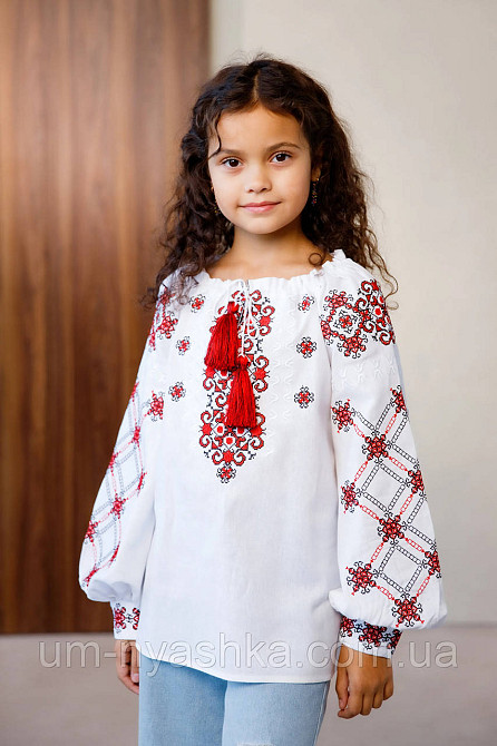 Дитяча вишиванка на натуральному полотні Ангеліна біло-червона Кривий Ріг - фото 2