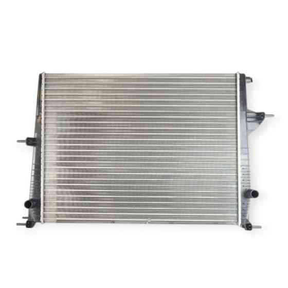 Радиатор двигателя Renault Scenic III, Megane III 1.2GPL, 1.6i 08- охлаждения Мукачево